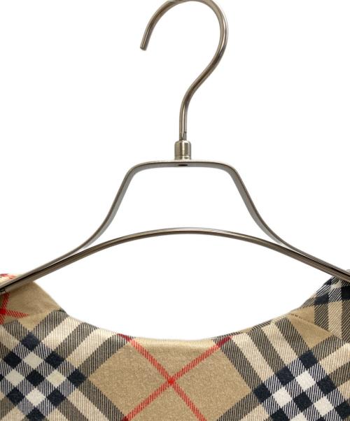 BURBERRY（バーバリー）BURBERRY (バーバリー) リバーシブル ベビーポンチョ ベージュ サイズ:2の古着・服飾アイテム