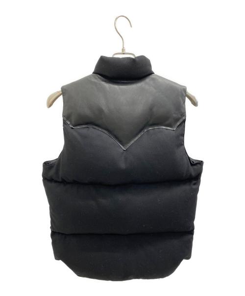 RockyMountainFeatherBed（ロッキーマウンテンフェザーベッド）RockyMountainFeatherBed (ロッキーマウンテンフェザーベッド) リバーシブルダウンベスト ブラック サイズ:36の古着・服飾アイテム