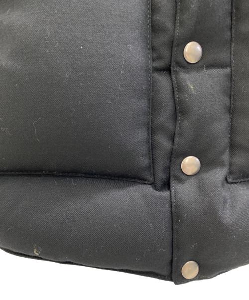 RockyMountainFeatherBed（ロッキーマウンテンフェザーベッド）RockyMountainFeatherBed (ロッキーマウンテンフェザーベッド) リバーシブルダウンベスト ブラック サイズ:36の古着・服飾アイテム