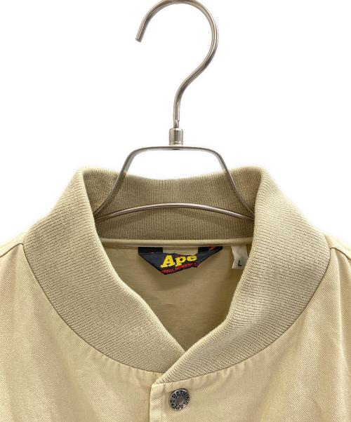 A BATHING APE（アベイシングエイプ）A BATHING APE (アベイシングエイプ) ジャケット ベージュ サイズ:Lの古着・服飾アイテム