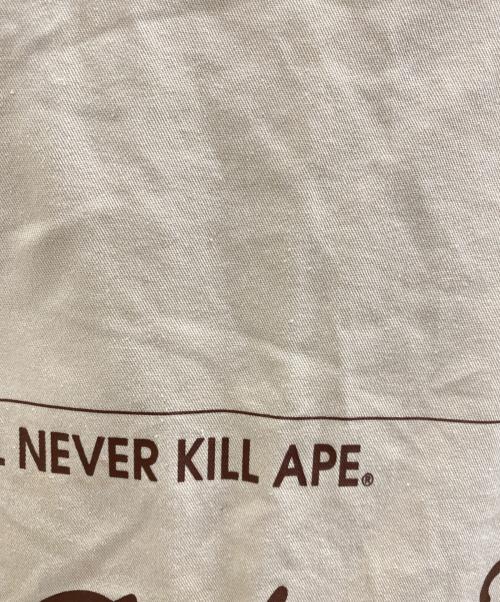 A BATHING APE（アベイシングエイプ）A BATHING APE (アベイシングエイプ) ジャケット ベージュ サイズ:Lの古着・服飾アイテム
