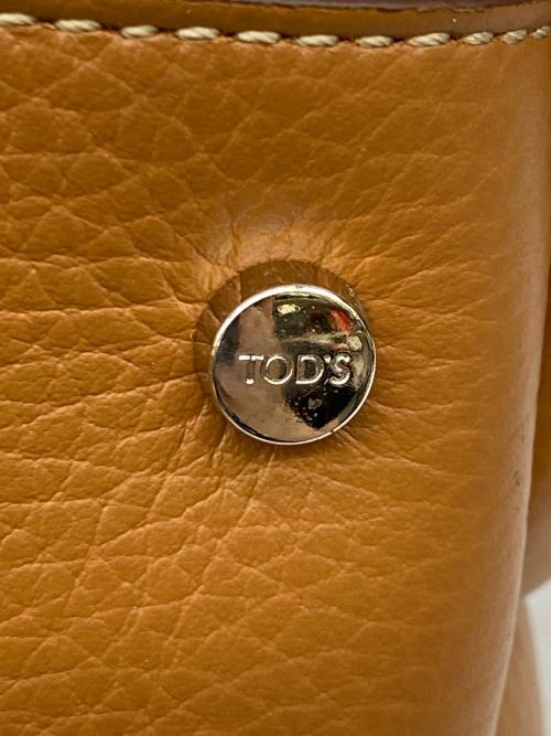 TOD'S（トッズ）TOD'S (トッズ) FLORIDA DOUBLE MICRO Tタイムレスミニ ブラウンの古着・服飾アイテム