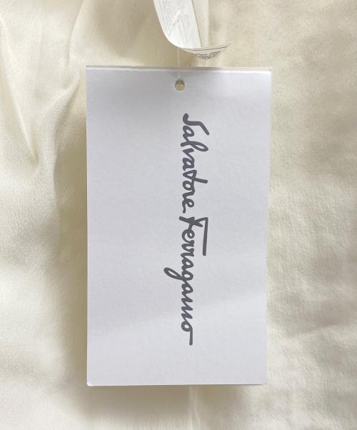 Salvatore Ferragamo（サルヴァトーレ フェラガモ）Salvatore Ferragamo (サルヴァトーレ フェラガモ) ボウタイ ツイードジャケット ホワイト×ベージュ サイズ:L (44)の古着・服飾アイテム