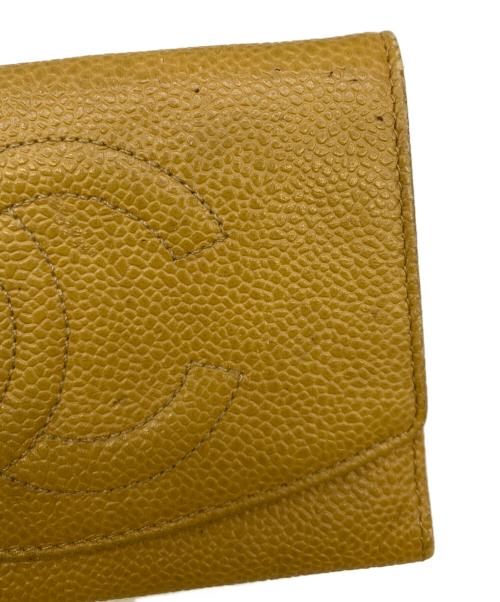 CHANEL（シャネル）CHANEL (シャネル) 2つ折り財布 オレンジの古着・服飾アイテム