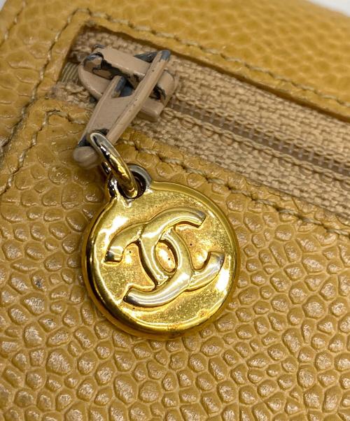CHANEL（シャネル）CHANEL (シャネル) 2つ折り財布 オレンジの古着・服飾アイテム