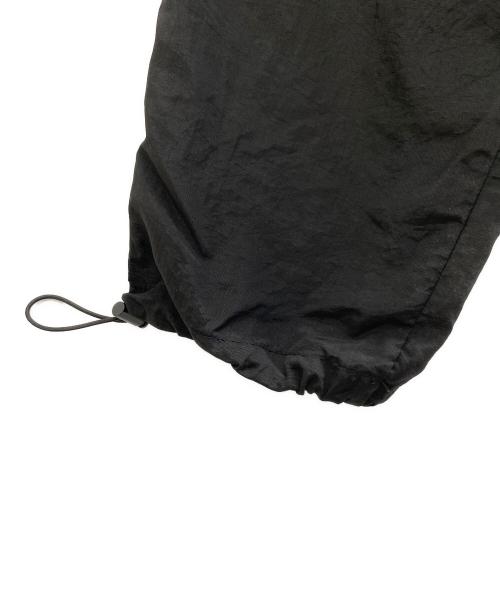 HIDE AND SEEK（ハイドアンドシーク）HIDE AND SEEK (ハイドアンドシーク) Nylon 6P Track Pant ブラック サイズ:Mの古着・服飾アイテム