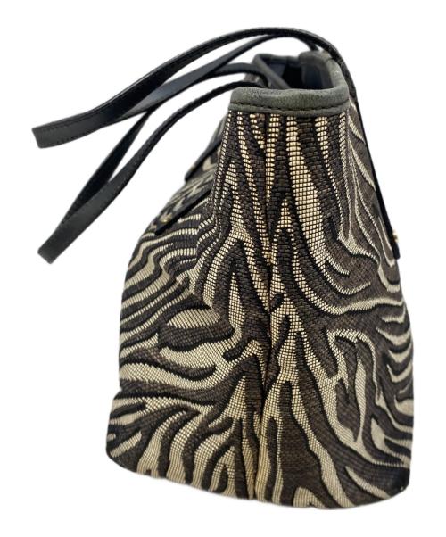 JIMMY CHOO（ジミーチュウ）JIMMY CHOO (ジミーチュウ) SASHA/S（サシャ スモールサイズ） ブラック×ホワイト系の古着・服飾アイテム