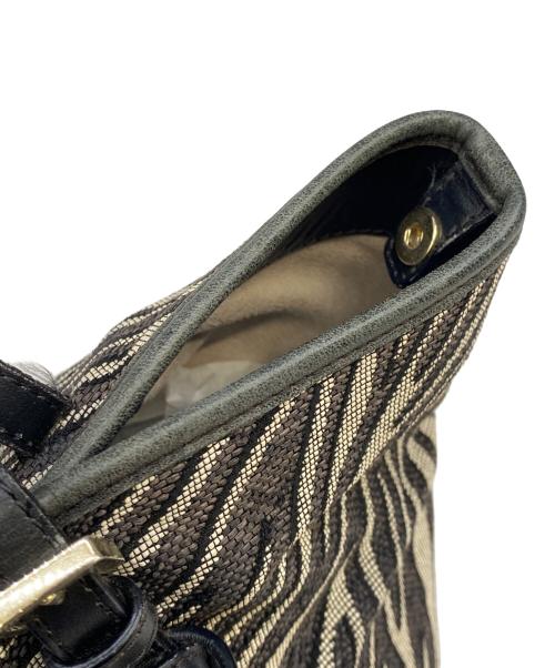JIMMY CHOO（ジミーチュウ）JIMMY CHOO (ジミーチュウ) SASHA/S（サシャ スモールサイズ） ブラック×ホワイト系の古着・服飾アイテム