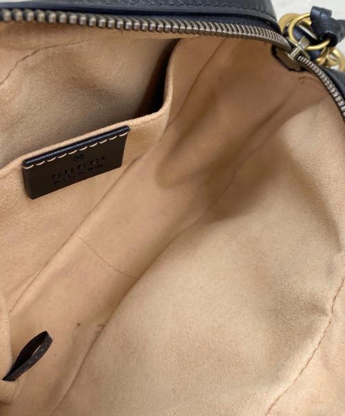 GUCCI（グッチ）GUCCI (グッチ) GGマーモント キルティング ミニバッグ / スモールカメラバッグ ブラックの古着・服飾アイテム