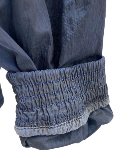HEVO（イーヴォ）Hevo (イーヴォ) ナイロンジャケット ネイビー サイズ:50の古着・服飾アイテム