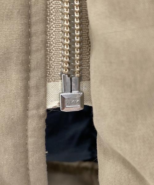 WOOLRICH（ウールリッチ）WOOLRICH (ウールリッチ) ダウンジャケット ベージュ サイズ:XLの古着・服飾アイテム