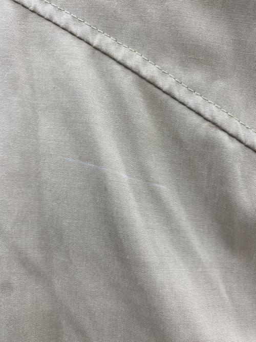 WOOLRICH（ウールリッチ）WOOLRICH (ウールリッチ) ダウンジャケット ベージュ サイズ:XLの古着・服飾アイテム