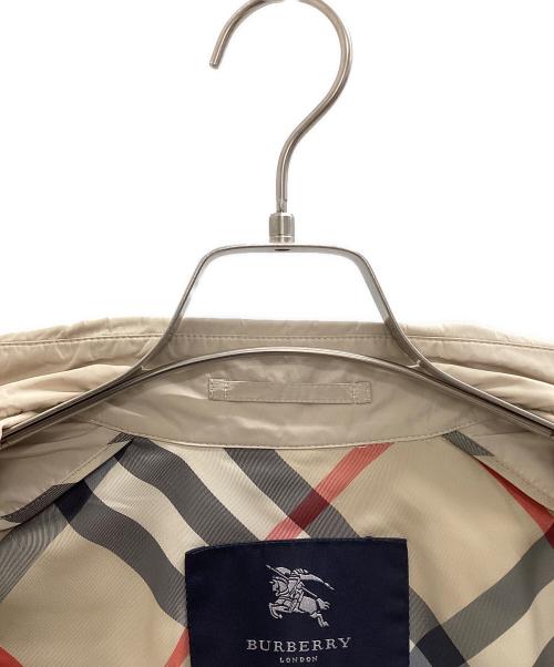 BURBERRY LONDON（バーバリーロンドン）BURBERRY LONDON (バーバリーロンドン) ヨークデザイン 撥水ステンカラーコート ベージュ サイズ:M (38)の古着・服飾アイテム