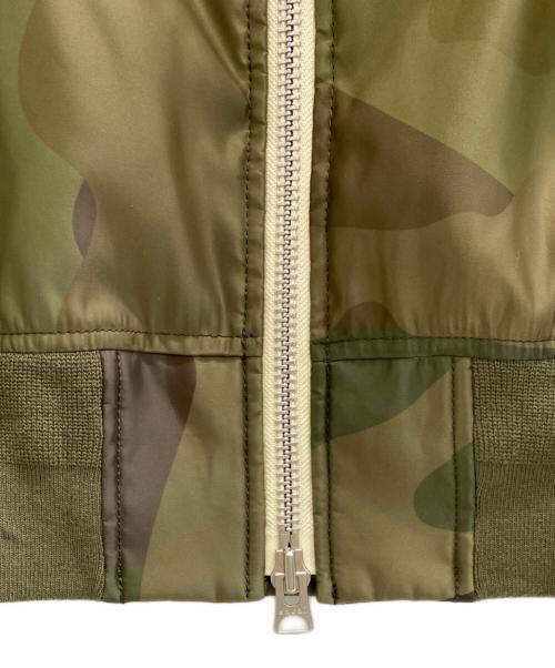 sacai（サカイ）sacai (サカイ) KAWS (カウズ) MA-1 ブルゾン / ボンバージャケット グリーン サイズ:3 未使用品の古着・服飾アイテム