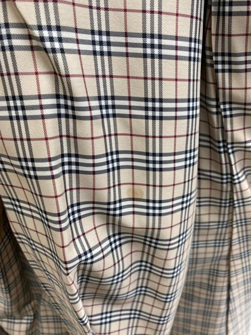 BURBERRY BLUE LABEL（バーバリー ブルー レーベル）BURBERRY BLUE LABEL (バーバリー ブルー レーベル) トレンチコートプリーツ Aライン ボリュームカラーコート ブラック サイズ:38の古着・服飾アイテム