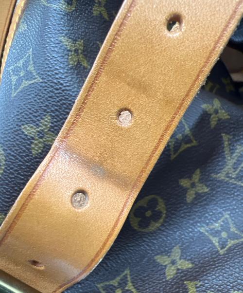 LOUIS VUITTON（ルイ ヴィトン）LOUIS VUITTON (ルイ ヴィトン) ショルダーバッグ ノエ モノグラム ブラウンの古着・服飾アイテム