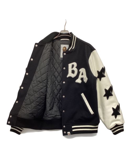 A BATHING APE（ア ベイシング エイプ）A BATHING APE (アベイシングエイプ) スタジャン ブラック×ホワイト サイズ:XLの古着・服飾アイテム
