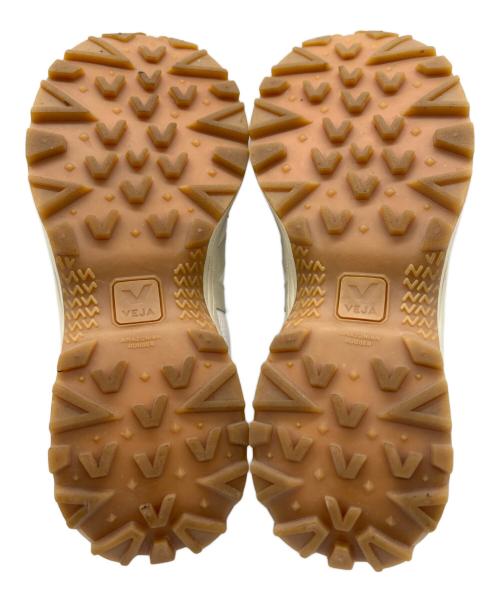 VEJA（ヴェジャ）VEJA (ヴェジャ) VENTURI ALVEOMESH ホワイト サイズ:22.5の古着・服飾アイテム
