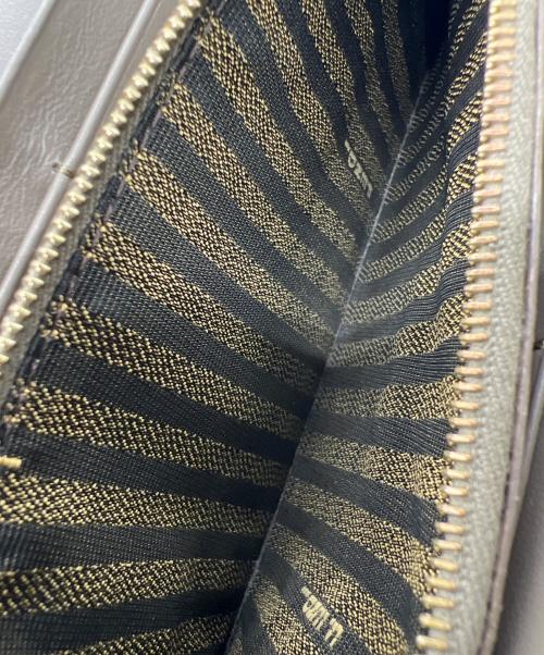 FENDI（フェンディ）FENDI (フェンディ) コンチネンタルウォレット ブラウンの古着・服飾アイテム