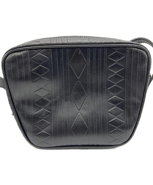 FENDI（フェンディ）FENDI (フェンディ) ショルダーバッグ ブラックの古着・服飾アイテム