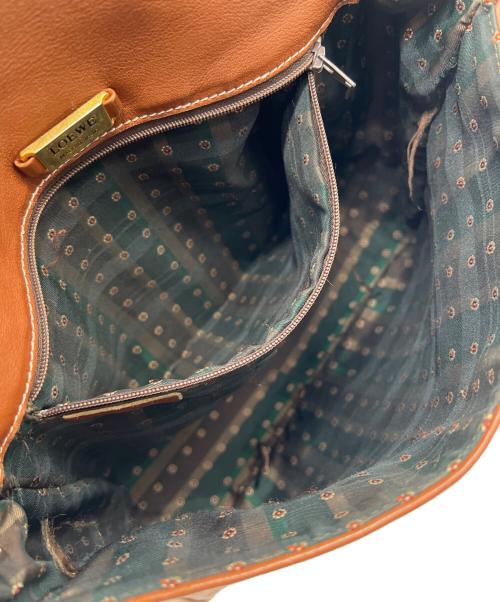 LOEWE（ロエベ）LOEWE (ロエベ) ショルダーバッグ ブラウンの古着・服飾アイテム