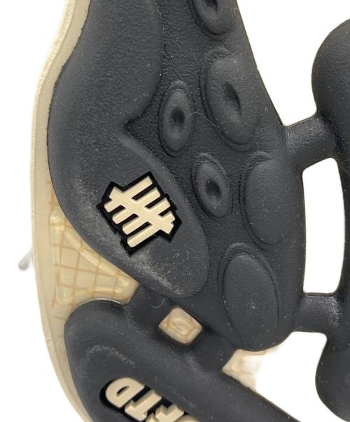 NIKE（ナイキ）NIKE (ナイキ) スニーカー ブラック×ベージュ サイズ:28.5 未使用品の古着・服飾アイテム