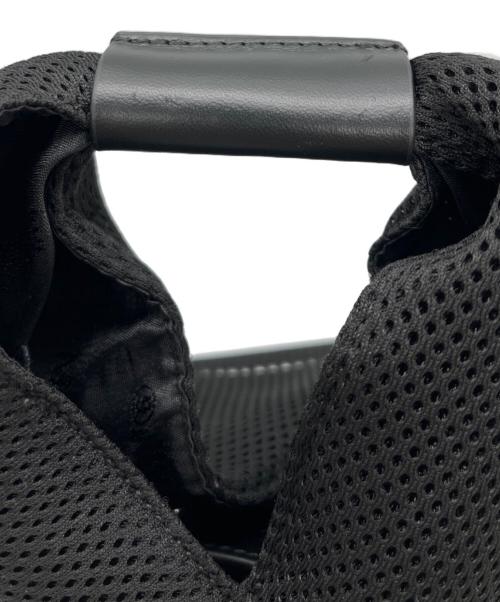 MM6 Maison Margiela（エムエムシックスメゾンマルジェラ）MM6 Maison Margiela (エムエムシックスメゾンマルジェラ) メッシュ クロスボディバッグ ブラックの古着・服飾アイテム