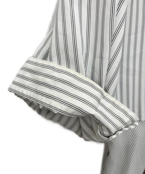 ELENDEEK（エレンディーク）ELENDEEK (エレンディーク) ワンピース ホワイト×グレー サイズ:1の古着・服飾アイテム