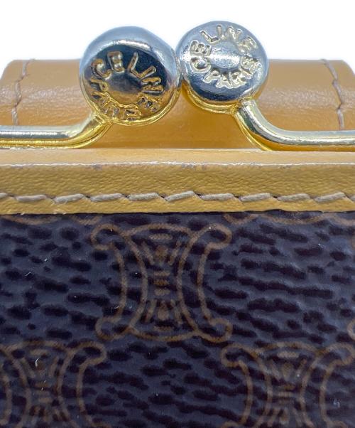 CELINE（セリーヌ）CELINE (セリーヌ) マカダム　2つ折り財布 ブラウンの古着・服飾アイテム