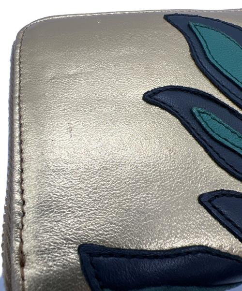 MIU MIU（ミュウミュウ）MIU MIU (ミュウミュウ) ラウンドファスナー財布 ゴールド×グリーンの古着・服飾アイテム