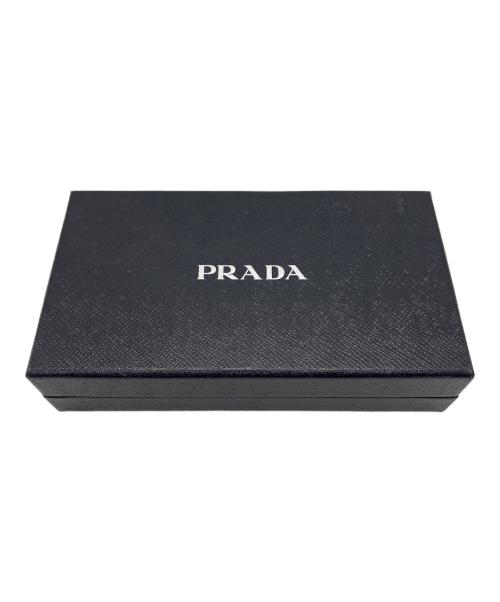 PRADA（プラダ）PRADA (プラダ) ラウンドファスナー財布 1M0506 ピンクの古着・服飾アイテム