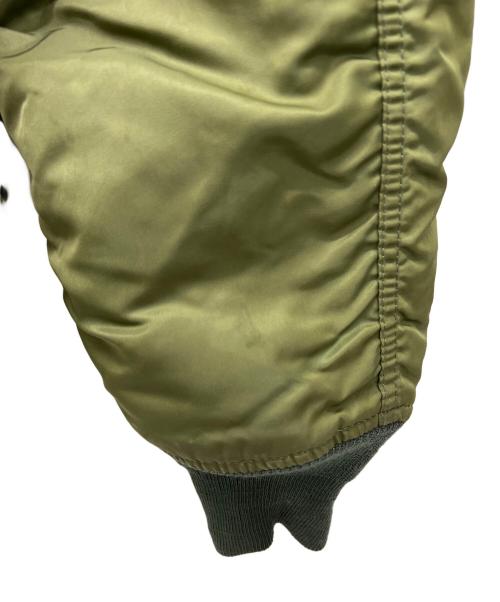 stussy（ステューシー）stussy (ステューシー) ALPHA (アルファ) MA-1ジャケット カーキ サイズ:Mの古着・服飾アイテム