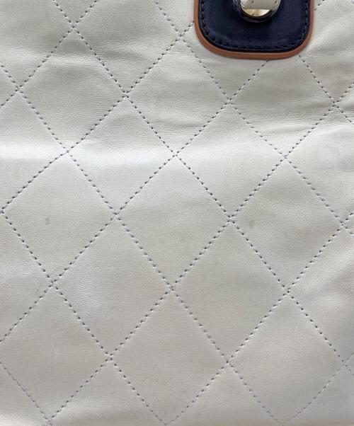 CHANEL（シャネル）CHANEL (シャネル) トートバッグ　マトラッセ　ココチャーム ベージュの古着・服飾アイテム