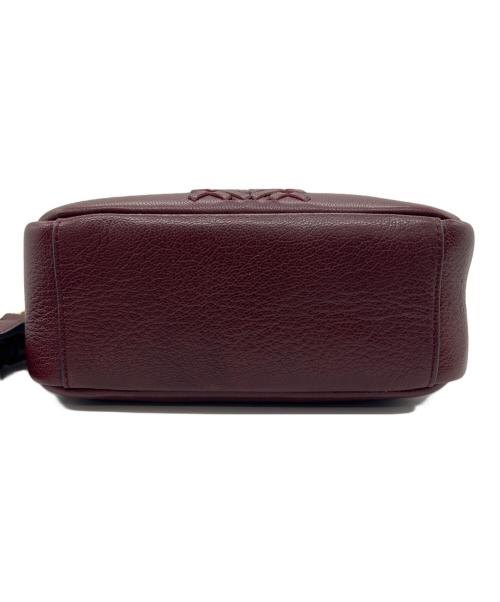 ANYA HINDMARCH（アニヤ・ハインドマーチ）ANYA HINDMARCH (アニヤハインドマーチ) ショルダーバッグ ブラウンの古着・服飾アイテム