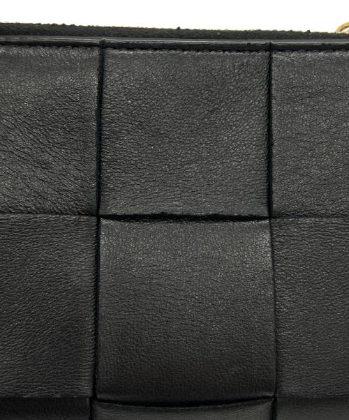 BOTTEGA VENETA（ボッテガベネタ）BOTTEGA VENETA (ボッテガベネタ) 2つ折り財布 ブラックの古着・服飾アイテム