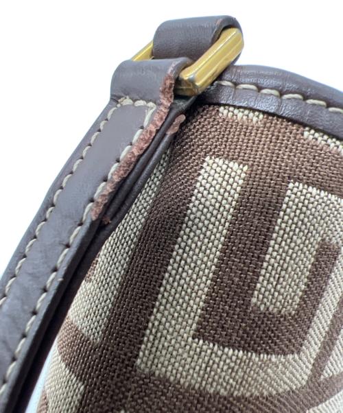 GIVENCHY（ジバンシィ）GIVENCHY (ジバンシィ) ハンドポーチ ベージュの古着・服飾アイテム