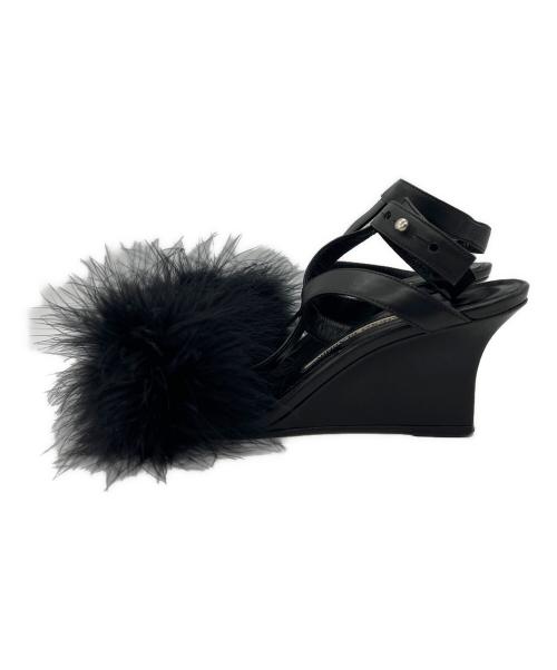 Manolo Blahnik（マノロブラニク）Manolo Blahnik (マノロブラニク) ファーサンダル ブラック サイズ:34の古着・服飾アイテム