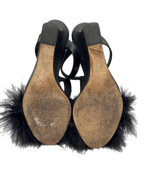 Manolo Blahnik（マノロブラニク）Manolo Blahnik (マノロブラニク) ファーサンダル ブラック サイズ:34の古着・服飾アイテム