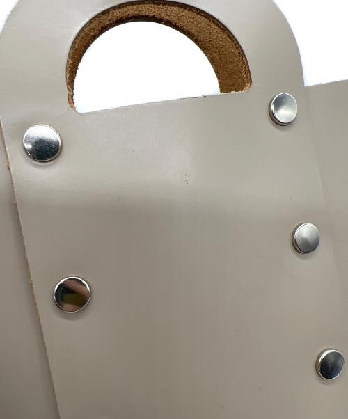 HENDER SCHEME（エンダースキーマ）HENDER SCHEME (エンダースキーマ) アッセンブルダイケイハンドバッグ アイボリーの古着・服飾アイテム