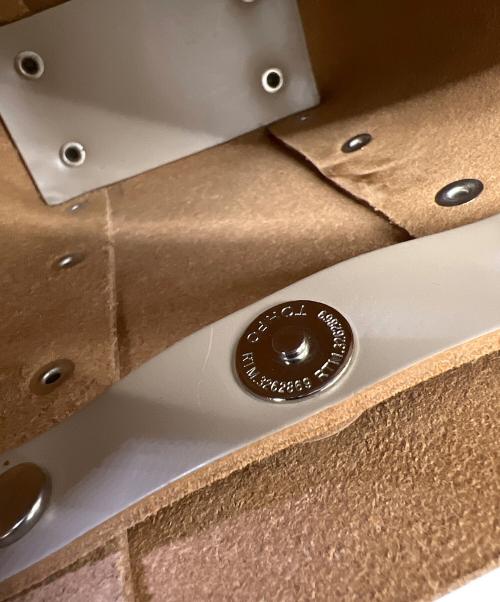 HENDER SCHEME（エンダースキーマ）HENDER SCHEME (エンダースキーマ) アッセンブルダイケイハンドバッグ アイボリーの古着・服飾アイテム