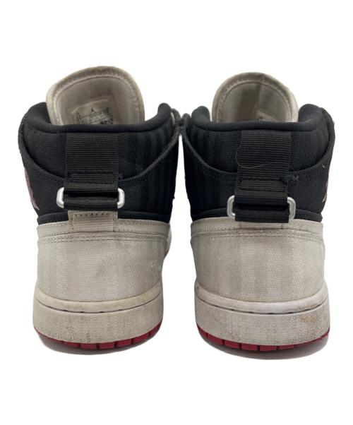 NIKE（ナイキ）NIKE (ナイキ) AIR JORDAN 1 MID SE UTILITY ホワイト×ブラック サイズ:26.5の古着・服飾アイテム
