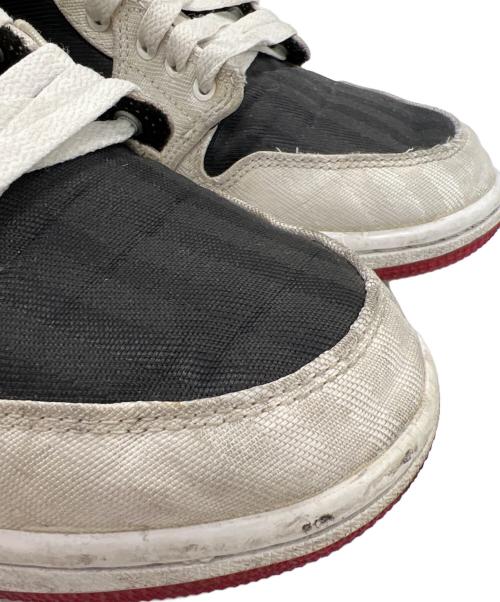 NIKE（ナイキ）NIKE (ナイキ) AIR JORDAN 1 MID SE UTILITY ホワイト×ブラック サイズ:26.5の古着・服飾アイテム