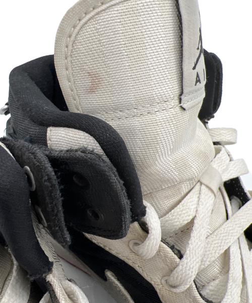 NIKE（ナイキ）NIKE (ナイキ) AIR JORDAN 1 MID SE UTILITY ホワイト×ブラック サイズ:26.5の古着・服飾アイテム