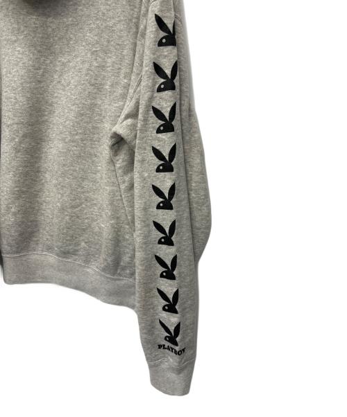 UNUSED（アンユーズド）UNUSED (アンユーズド) PLAY BOY (プレイボーイ) プルオーバーパーカー グレー サイズ:3の古着・服飾アイテム