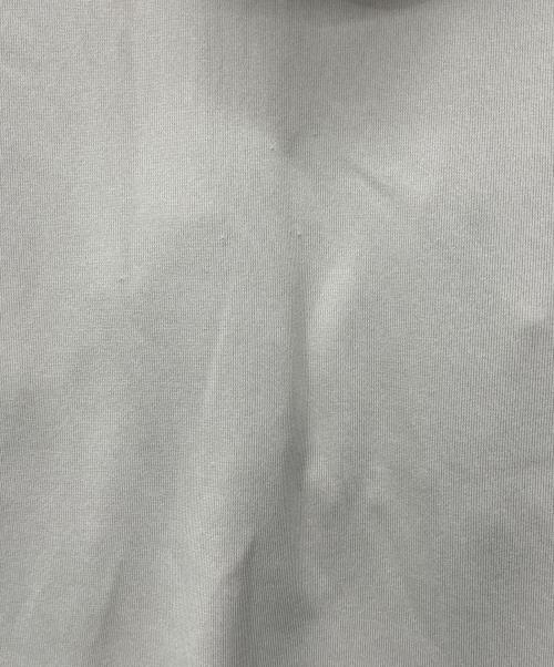 FOXEY NEWYORK（フォクシーニューヨーク）FOXEY NEWYORK (フォクシーニューヨーク) ジップパーカー ベージュ サイズ:42の古着・服飾アイテム