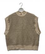 CLANEクラネ）の古着「バックスリットニットベスト」｜ベージュ