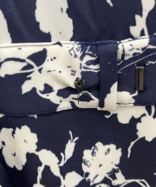 TORY BURCH（トリーバーチ）TORY BURCH (トリーバーチ) 半袖ワンピース ホワイト×ネイビー サイズ:Sの古着・服飾アイテム