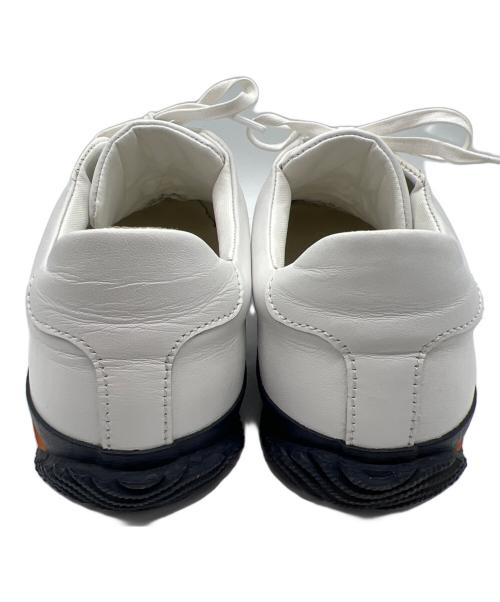 SPINGLE MOVE（スピングルムーヴ）SPINGLE MOVE (スピングルムーヴ) スニーカー ホワイト サイズ:26の古着・服飾アイテム