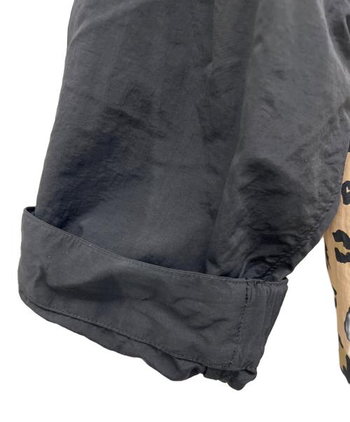 WILD THINGS（ワイルドシングス）WILD THINGS (ワイルドシングス) マウンテンパーカー ベージュ×ブラック サイズ:Fの古着・服飾アイテム