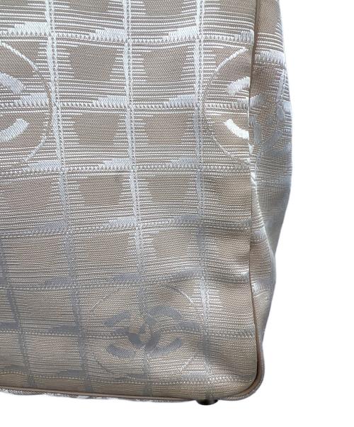 CHANEL（シャネル）CHANEL (シャネル) トートバッグ ニュートラベルラインMM ベージュの古着・服飾アイテム